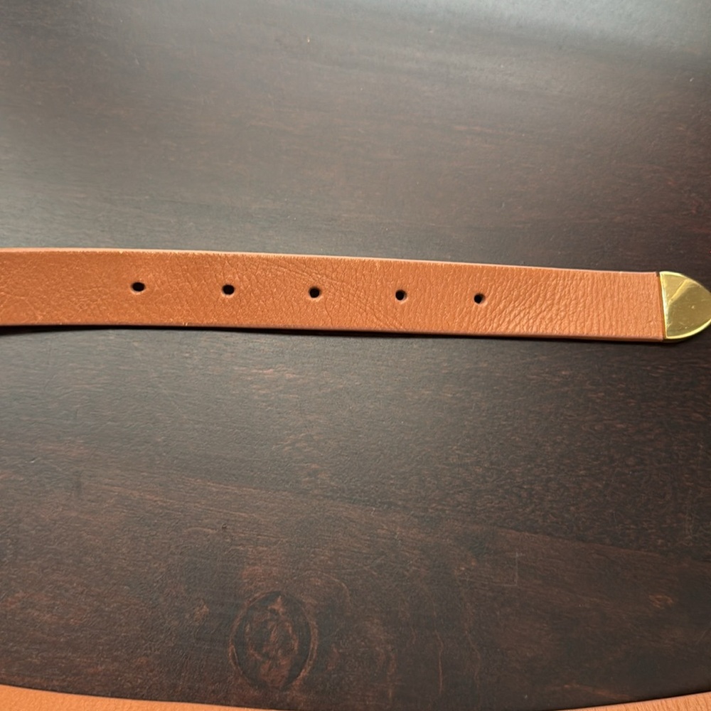 J. Crew Genuine leather belt with gold details M - Picture 4 of 4
